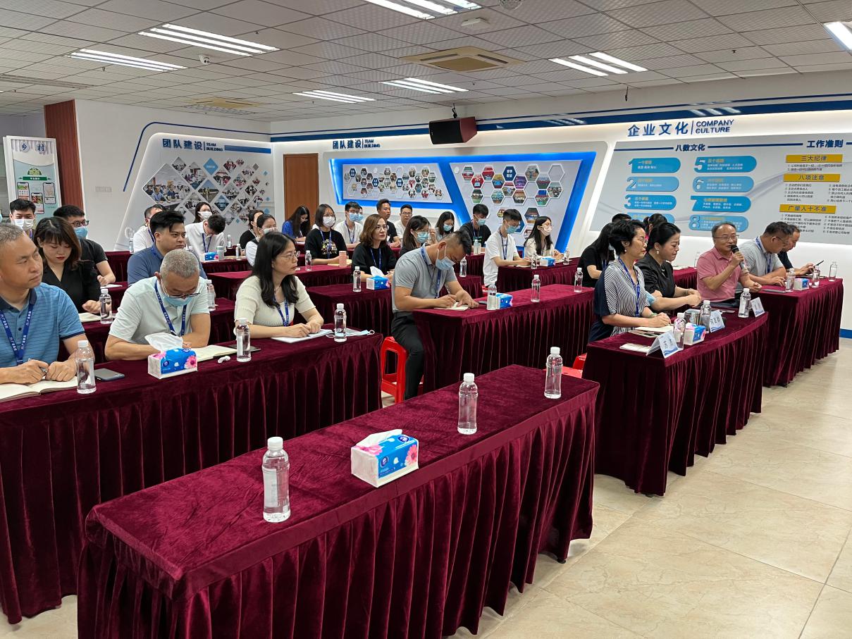 强强合作丨中工武大城乡规划院辅导光临亿万先生MR互换经验谈合作