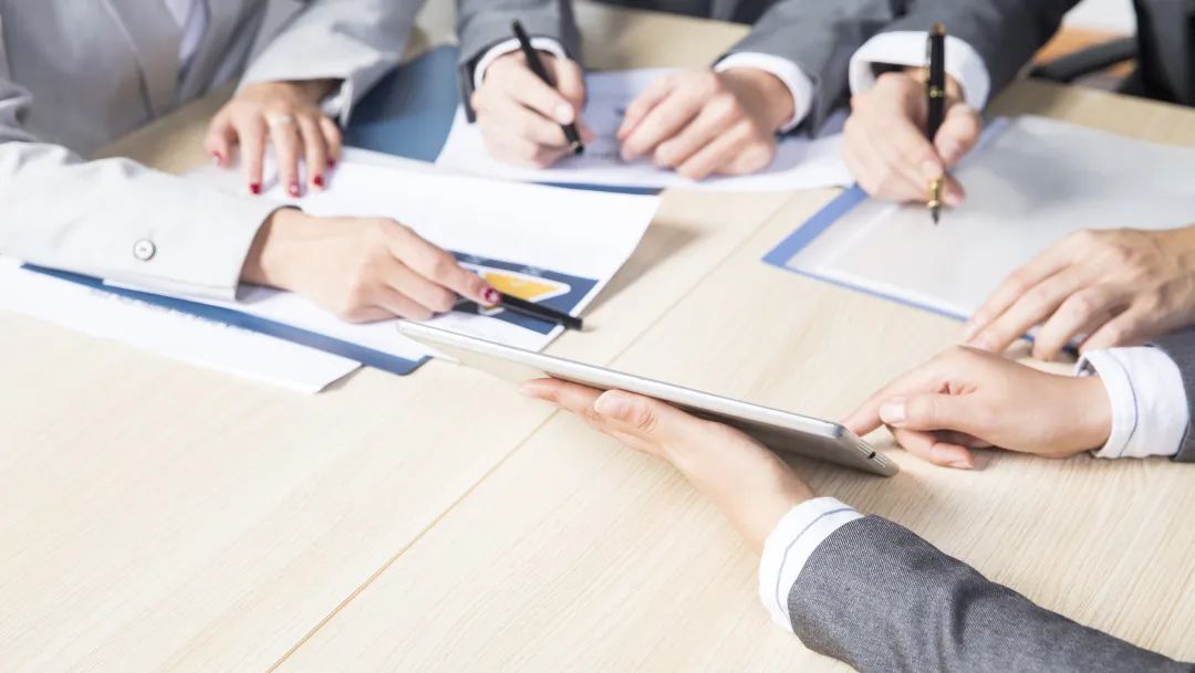 亿万先生MR12周年征文丨优良奖《经棘前行 馈喜于成》