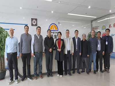 中国地理学会、广州大学辅导一行光临亿万先生MR集团领导！