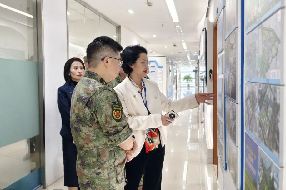 东菽愿铣墙致肺渥安坎砍こ律傥囊恍泄饬僖谕蛳壬鶰R集团参观互换