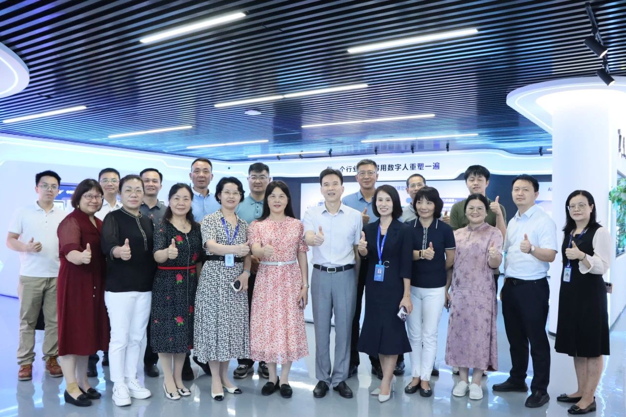 亿万先生MR集团丨清远市政协调查组光临调查