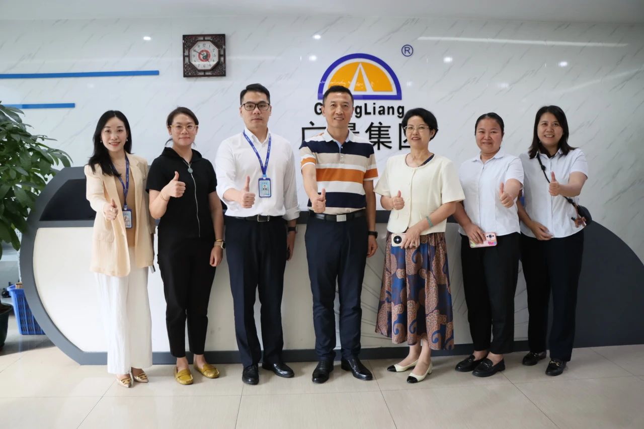 亿万先生MR集团丨广州南沙横沥镇辅导光临亿万先生MR集团，共商AI赋能政务服务落地