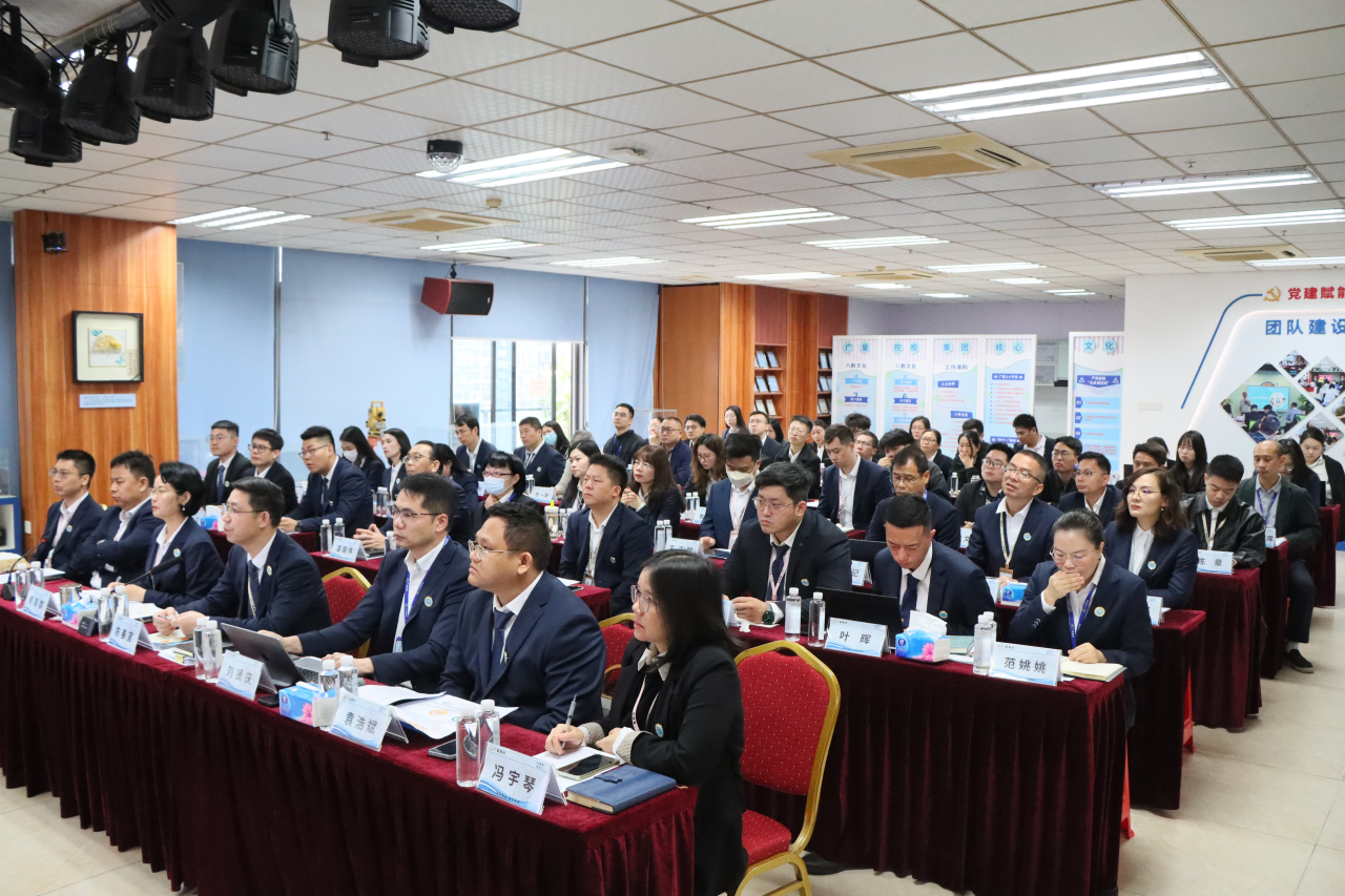 走过这一年，我们更有底气向前丨亿万先生MR集团 2025 年终总结大会